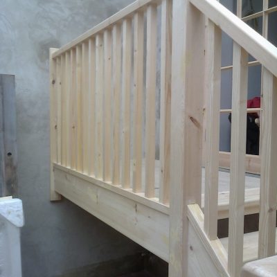 Bespoke Ash Wood Staircase Bannister Balustrades3