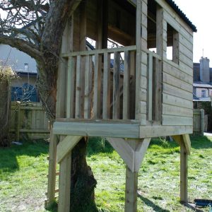 Custom Built Treehouse Devon Country Garden